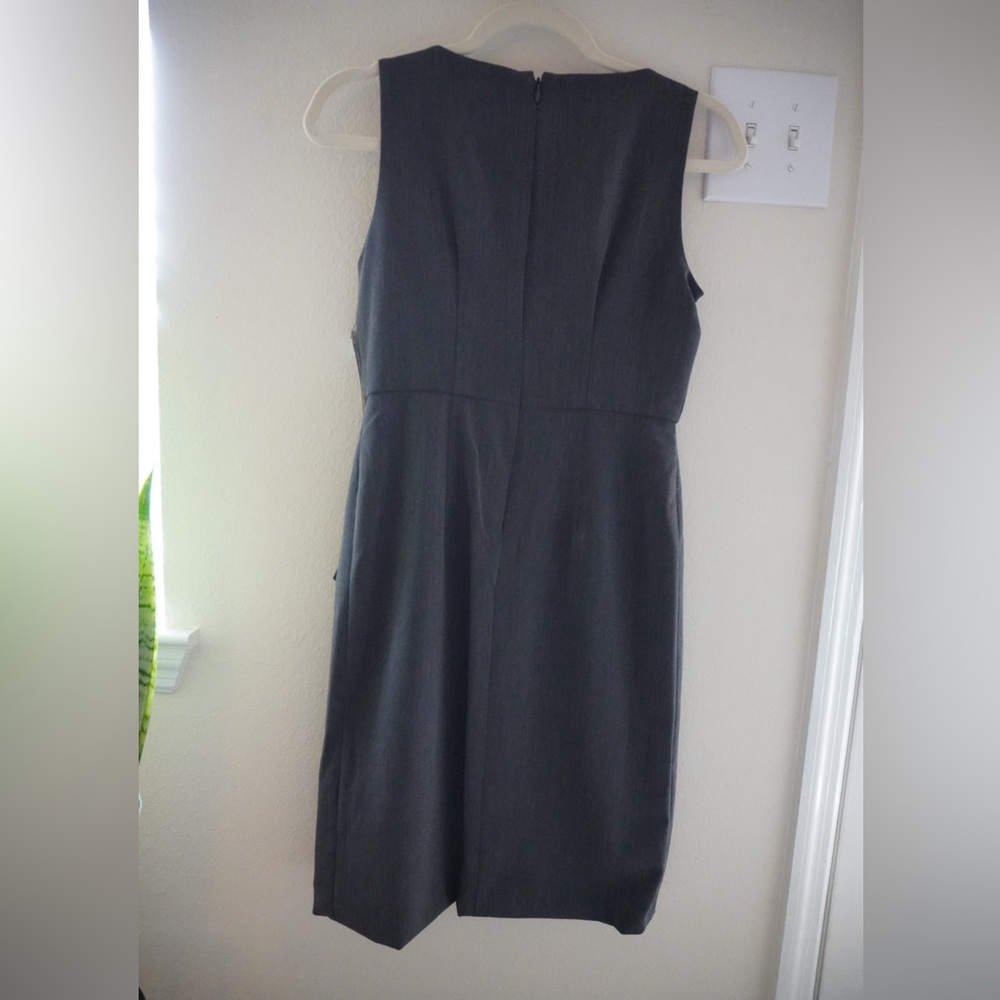 Professional Dress - Picture 2 of 3